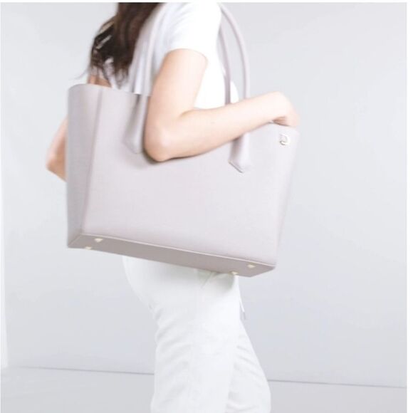 Dagne Dover signature tote legend shoulder bag - Picture 2 of 15